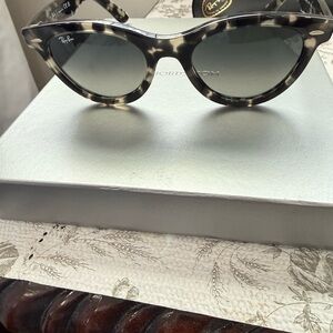 Ray-Ban Tortoise Shell Sunglasses